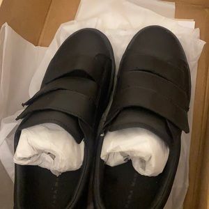 Men’s Zara Velcro Strap Sneakers
